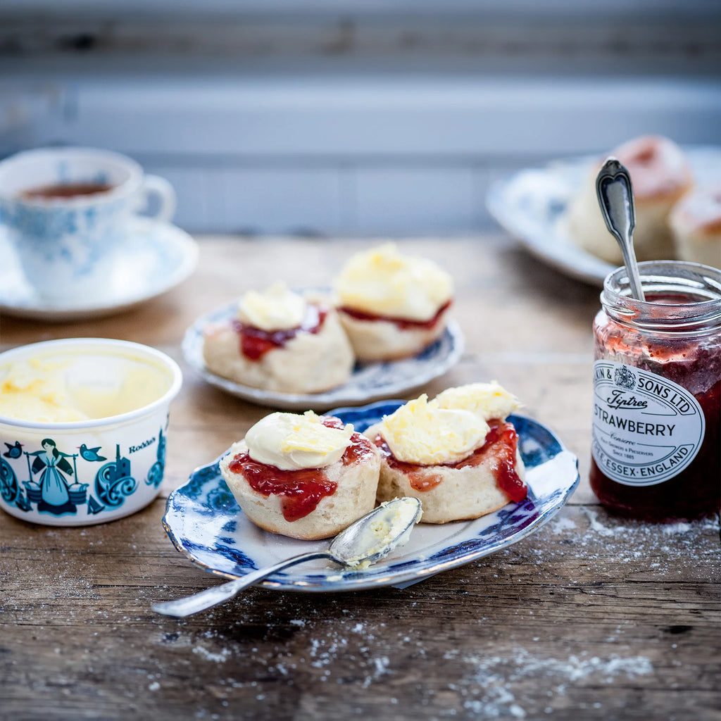 Tiptree Strawberry Preserve 340g